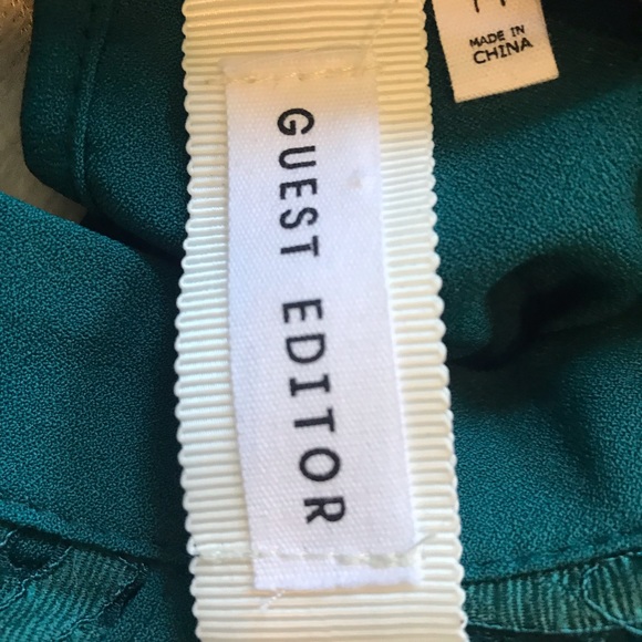 Guest Editor lace top - Picture 3 of 3